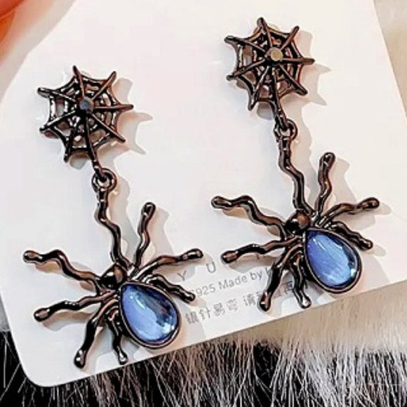 Jewelry - DESIGNER GOTH SPIDER & SPIDER WEB GUNMETAL/BLUE CRYSTAL DANGLE EARRINGS**NEW!